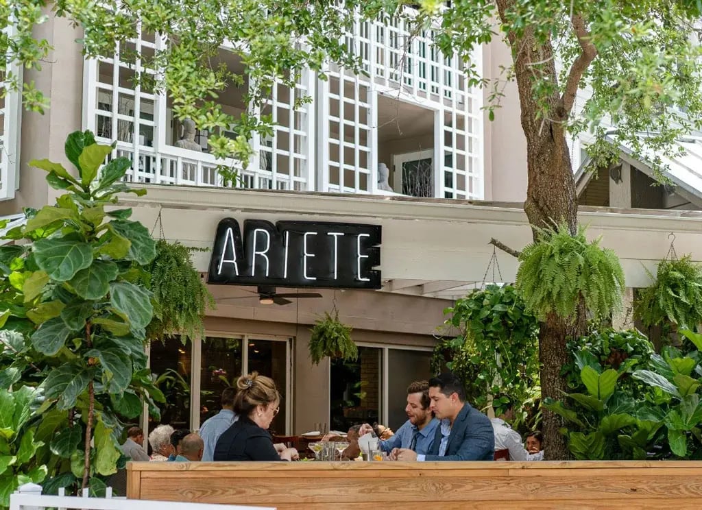 delinea-michelin-miami-the-cave-ariete