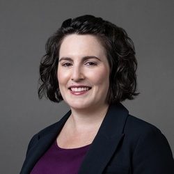 delinea-chari-rhoades-schambari-headshot
