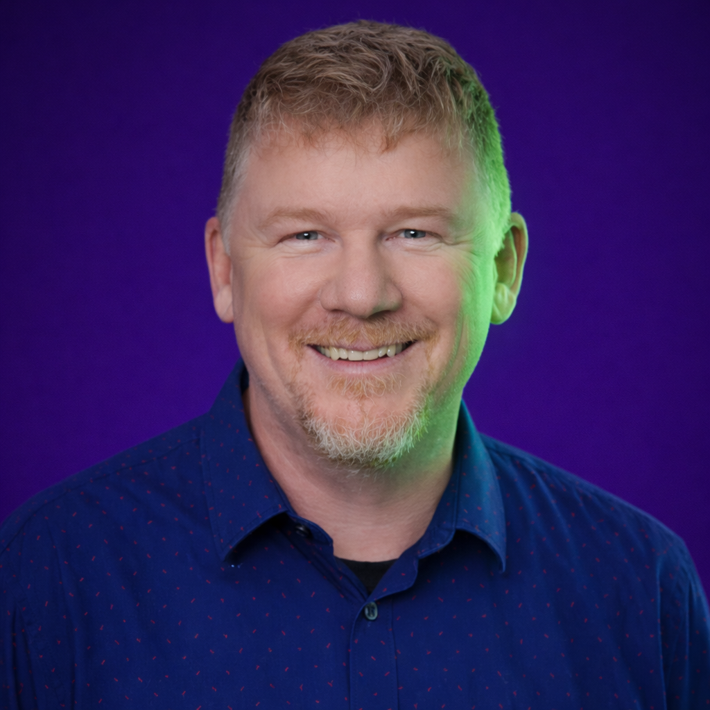 delinea-headshot-phil-calvin-green