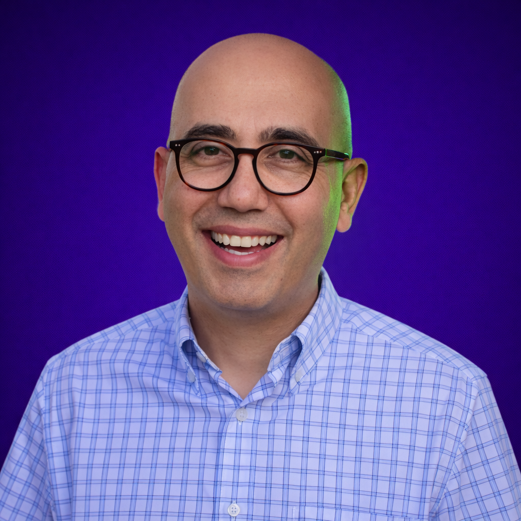 delinea-headshot-pierre-mouallem-green