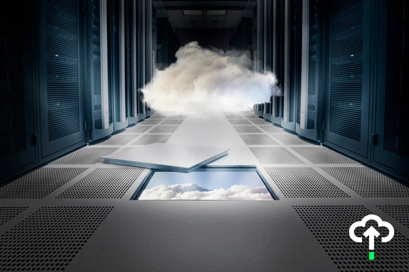 delinea-photo-secure-servers-with-cloud delinea-photo-secure-servers-with-cloud